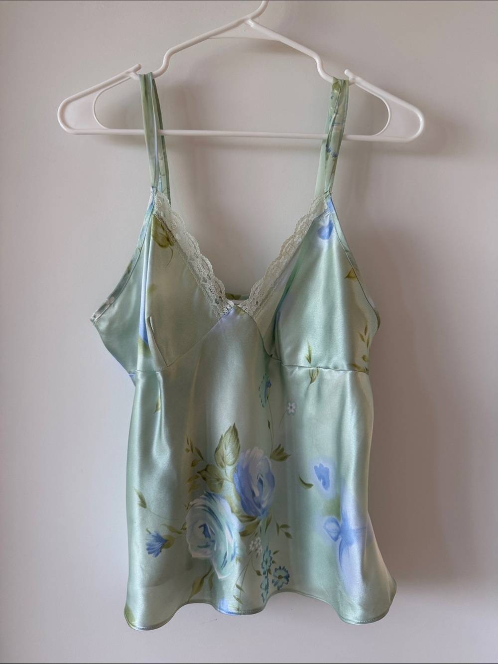 Secret Treasures Y2K Satin Floral Lace Cami Top